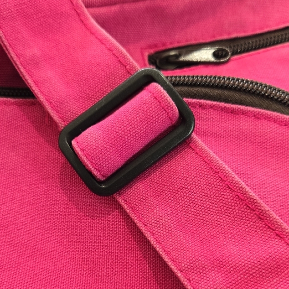 Kavu Hot Pink Canvas Shoulder Crossbody Bag Adjustable Strap Front Zip Pockets - Picture 13 of 16